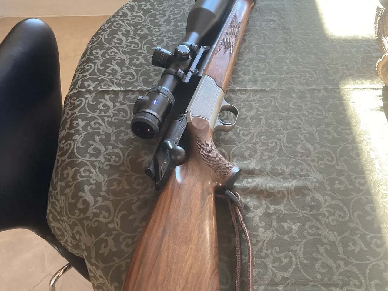 Blazer 3006 med kikkeret Zeiss