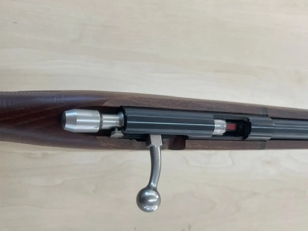 Anschutz model 1451 kal .22 long rifle.