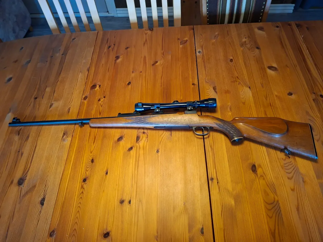 Mauser 8x57 med kikkertsigte Bud modtages