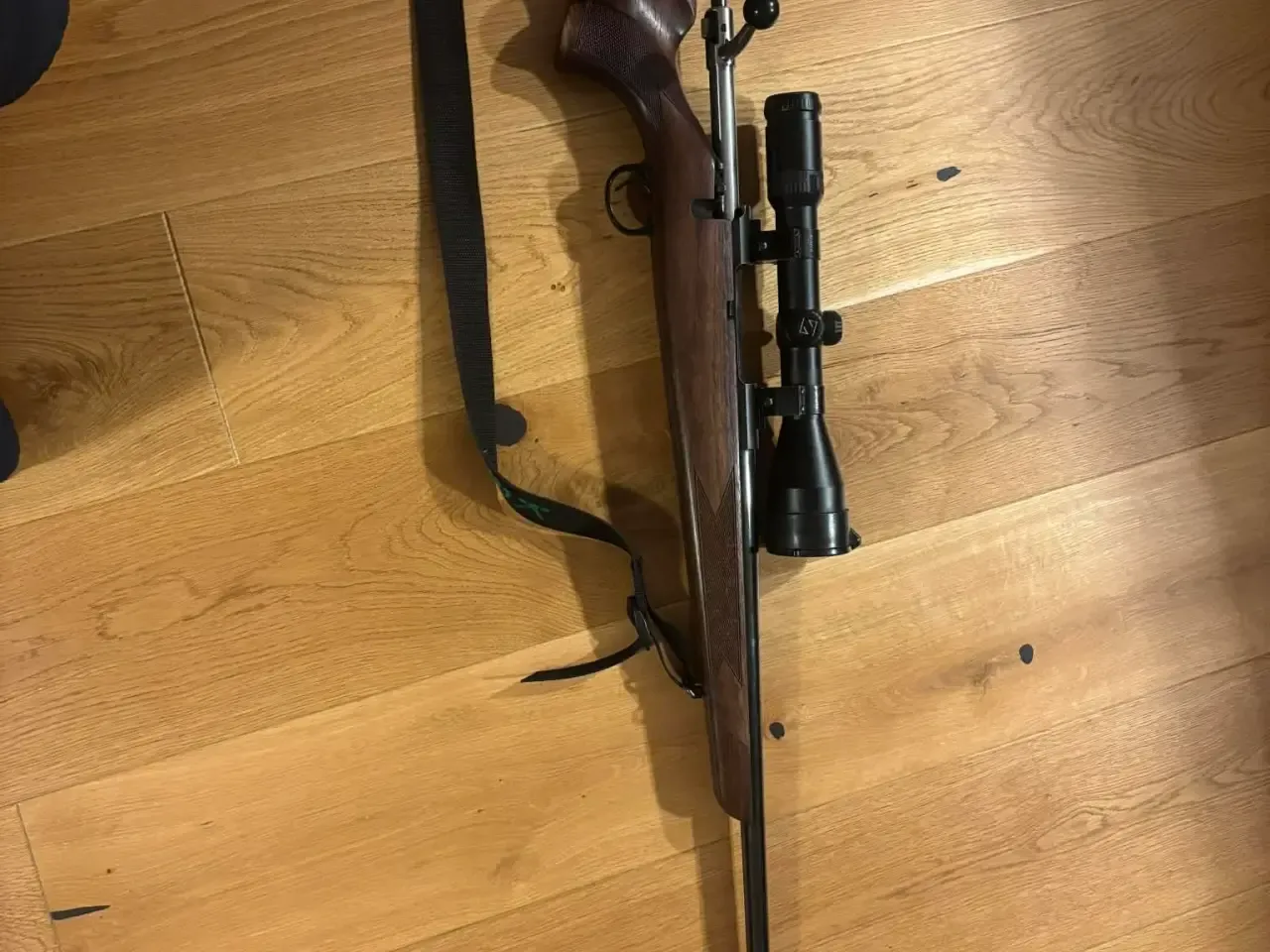 VARBERGER - 717 LUX