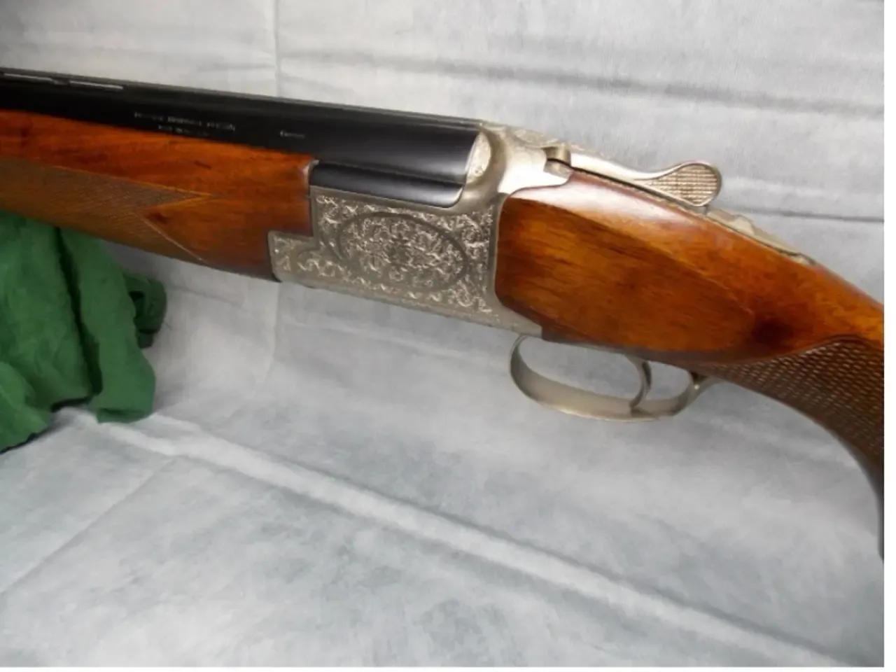 FN Browning B27. Seriøs bud modtages.