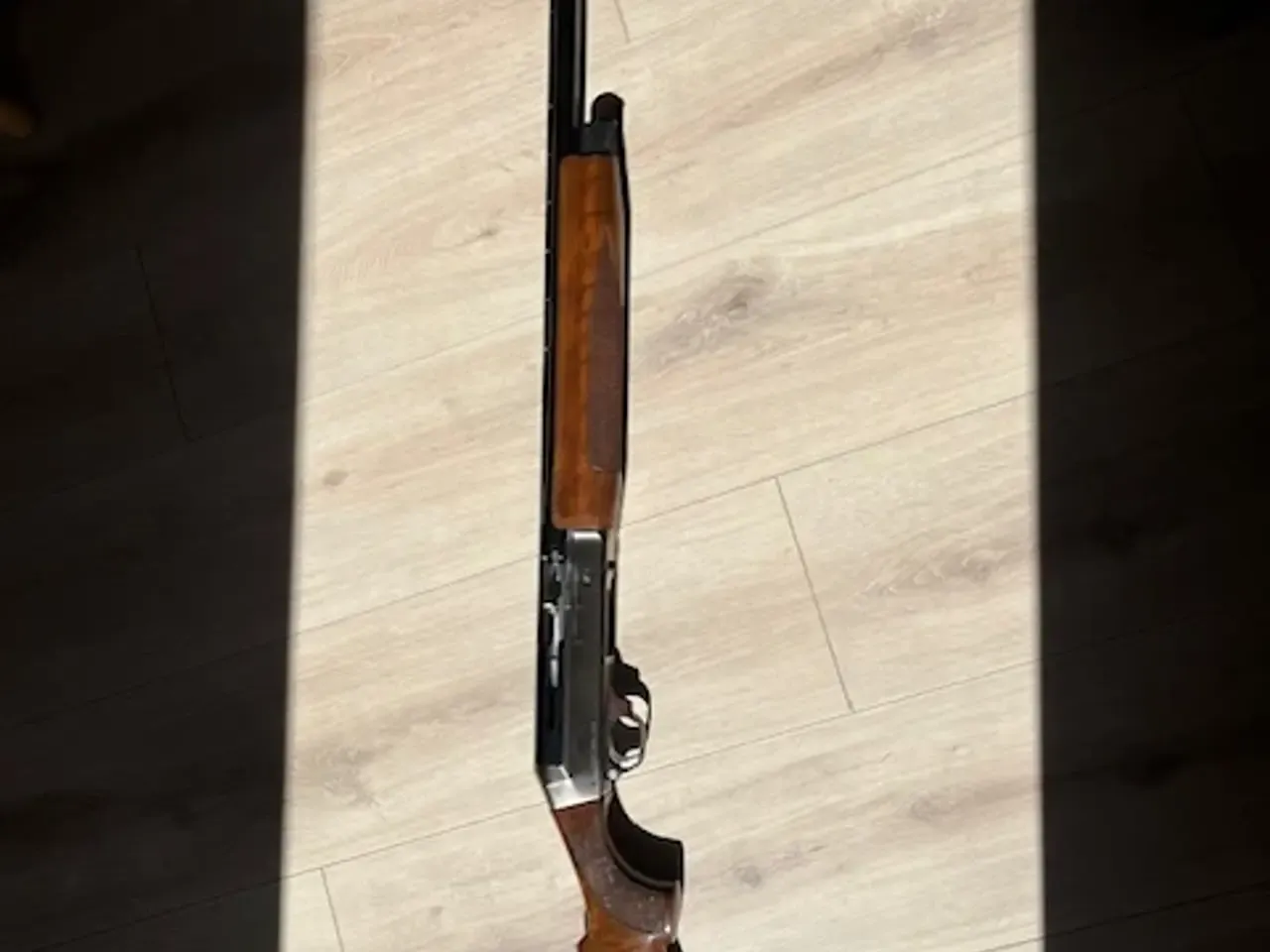 Benelli 12/76