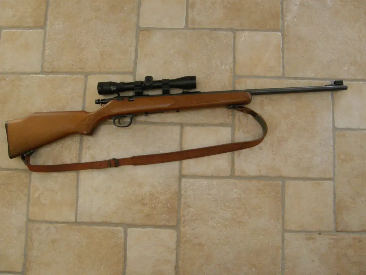 Marlin Salonriffel