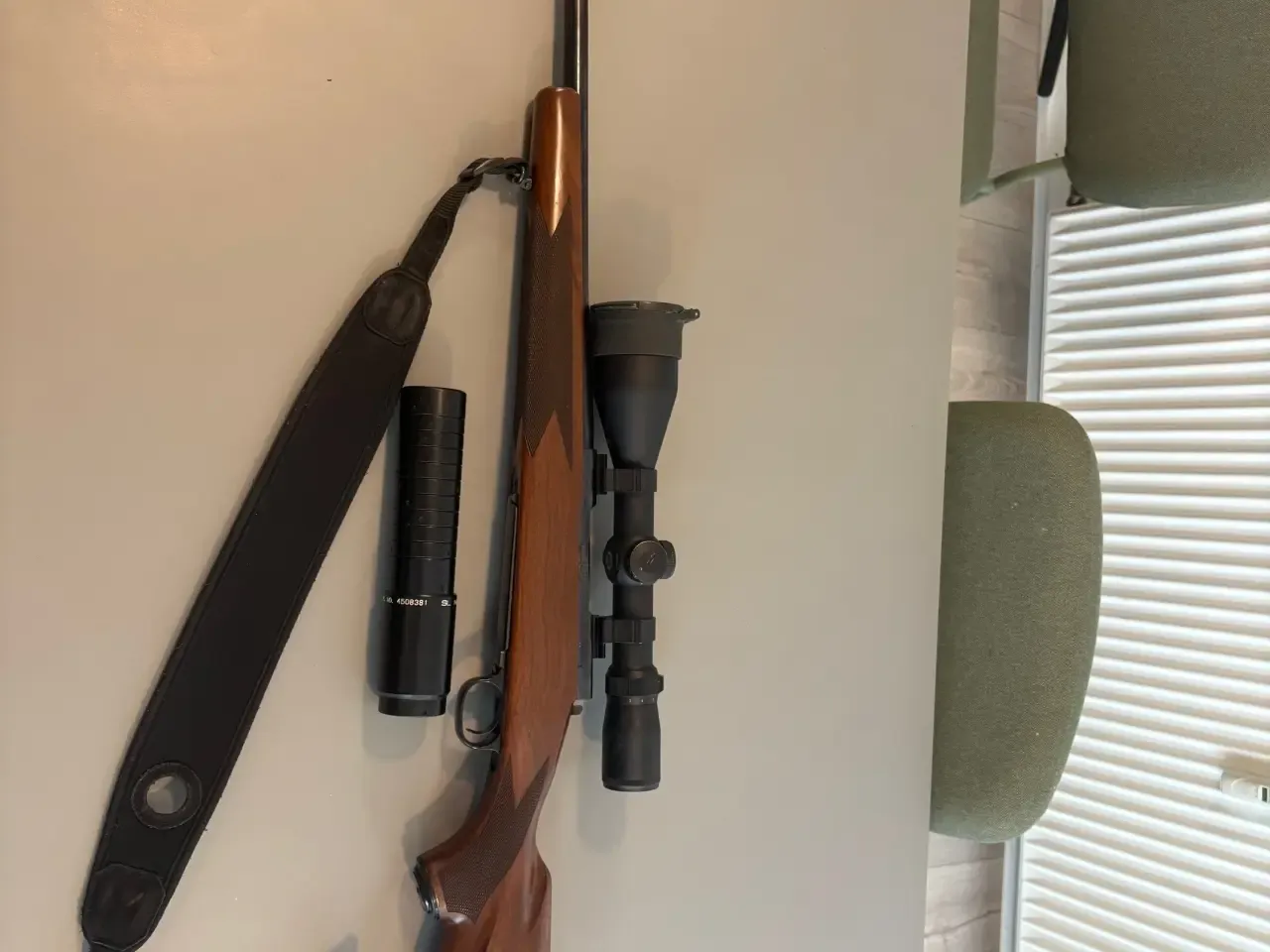 Winchester 30.06 inkl. kikkert med lys