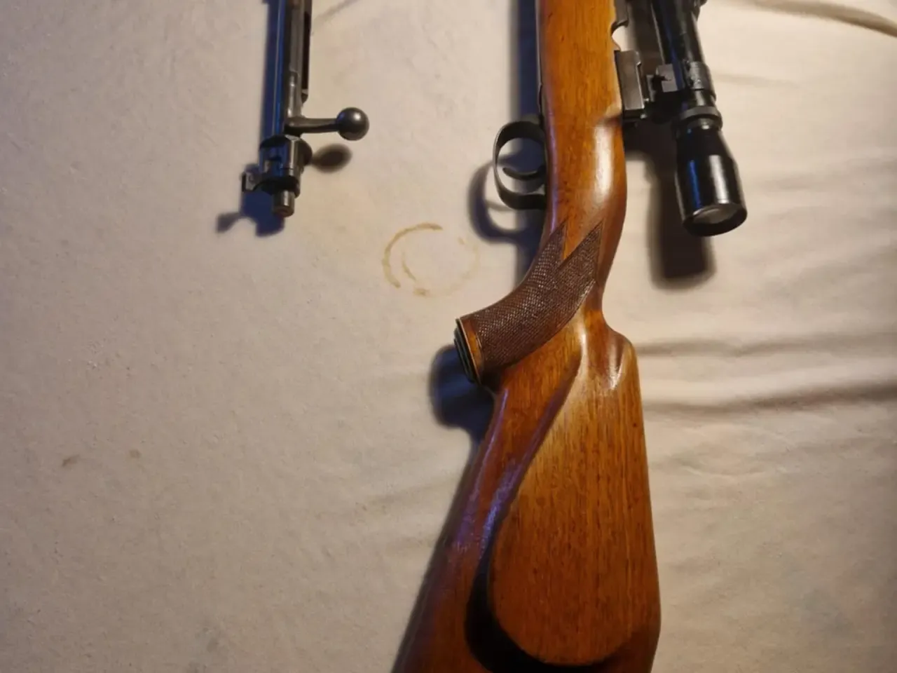 Mauser 98 cal. 8x57 js