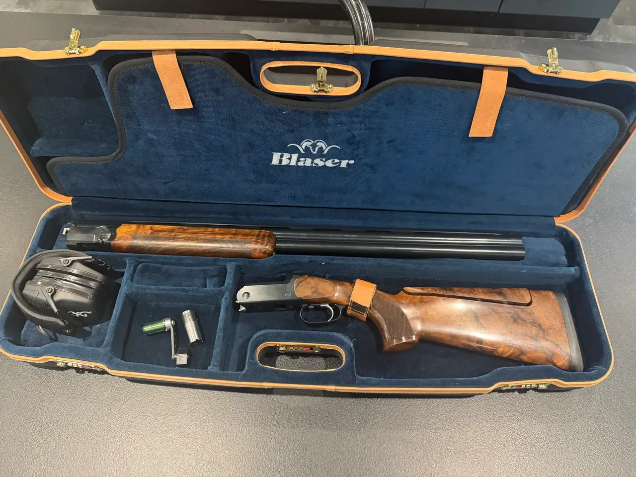 BLASER F3 – GRADE 6