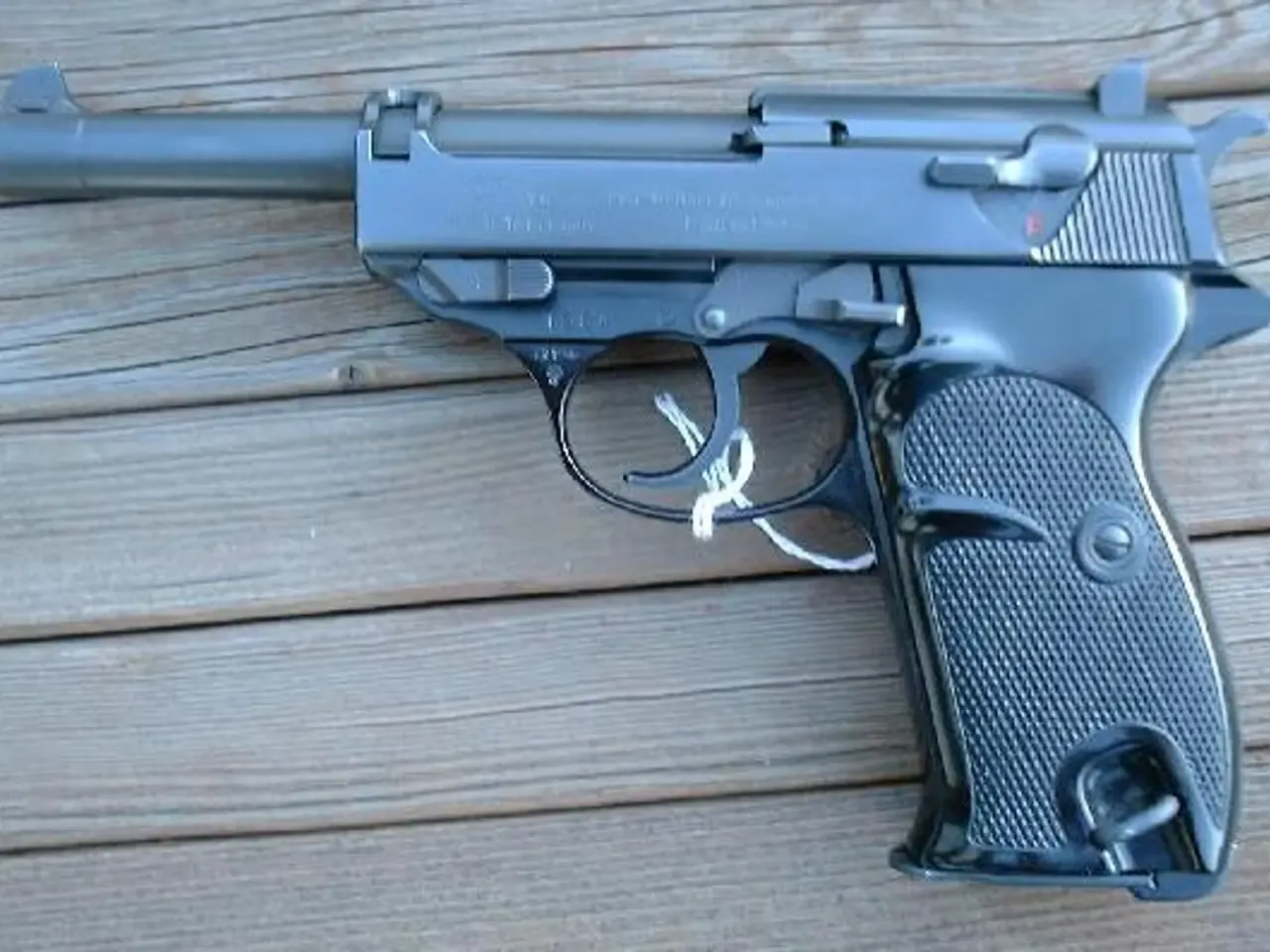 P38 model i kal. .22