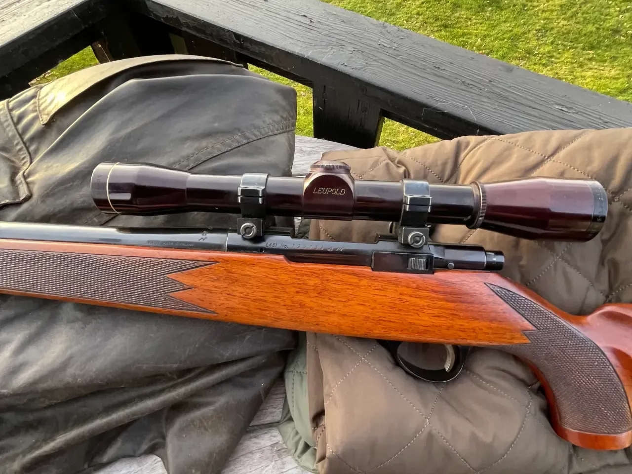 2 jagt rifler til salg - Sauer 80 er reserveret