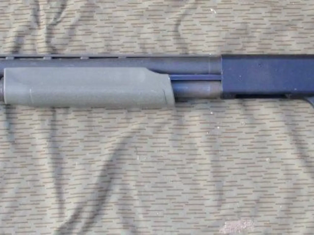 Mossberg pumpgun, mod. 835