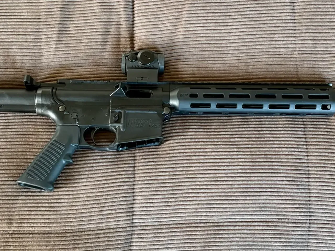 Smith & Wesson MP15