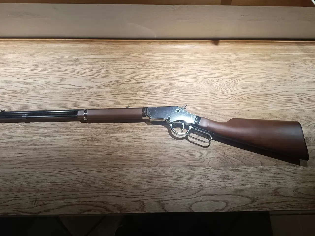 Uberti Scout Silverboy Lever action .22