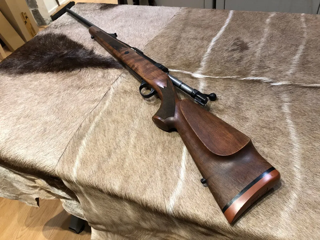 Sako AV Hunter