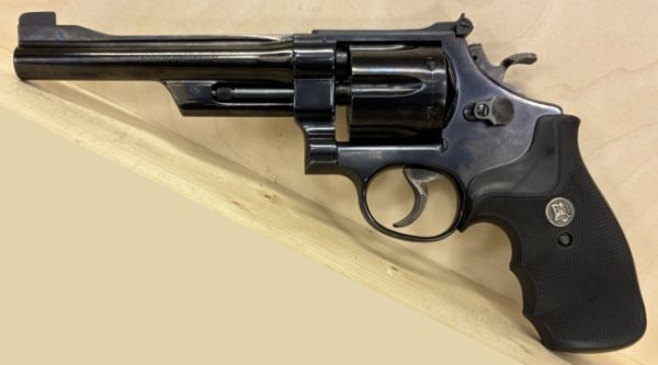 S&W M.27 6" .357 Mag. Meget flot stand. 8.980,-