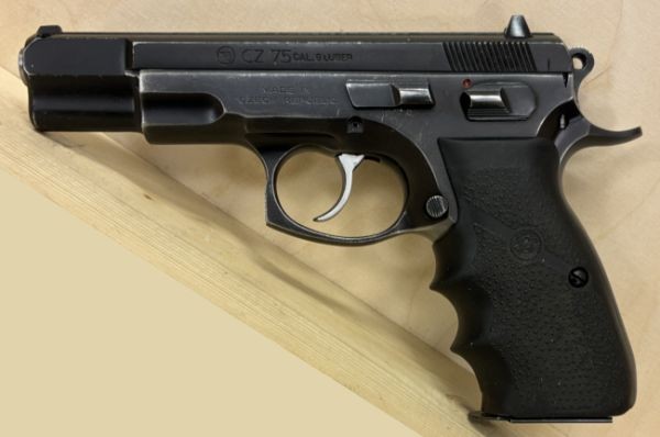 CZ 75 DK 9x19. God stand. 4.980,-