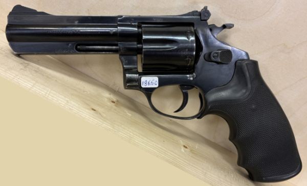 Rossi M.974 4" .357 Magnum. Pæn stand. 2.480,-