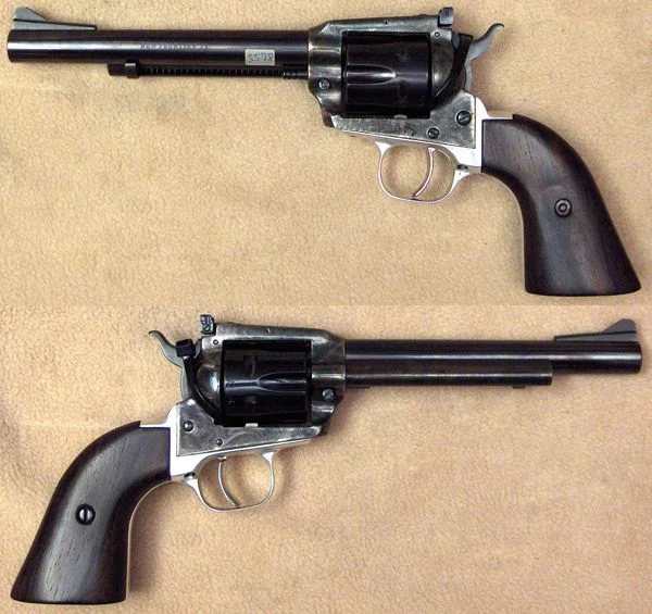 Colt New Frontier .22lr. Flot single action revolver 6.500,-