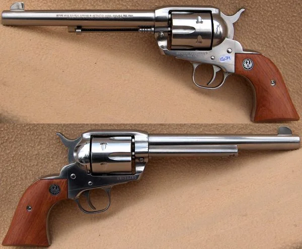 Ruger Vaquero 7,5" .44 special. Rustfri. Flot stand, som ny. 7.480,-