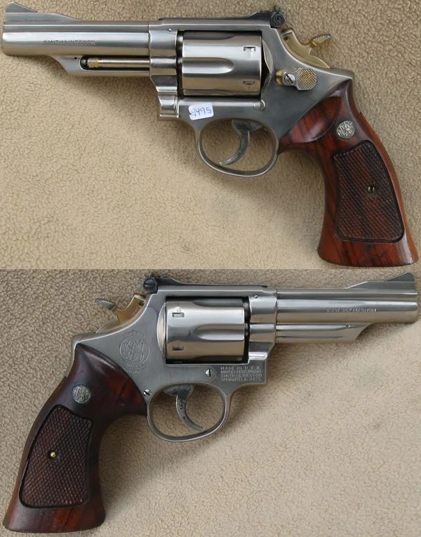 S&W M.19 4" .357 Mag. Nikkel. God stand. 6.980,-