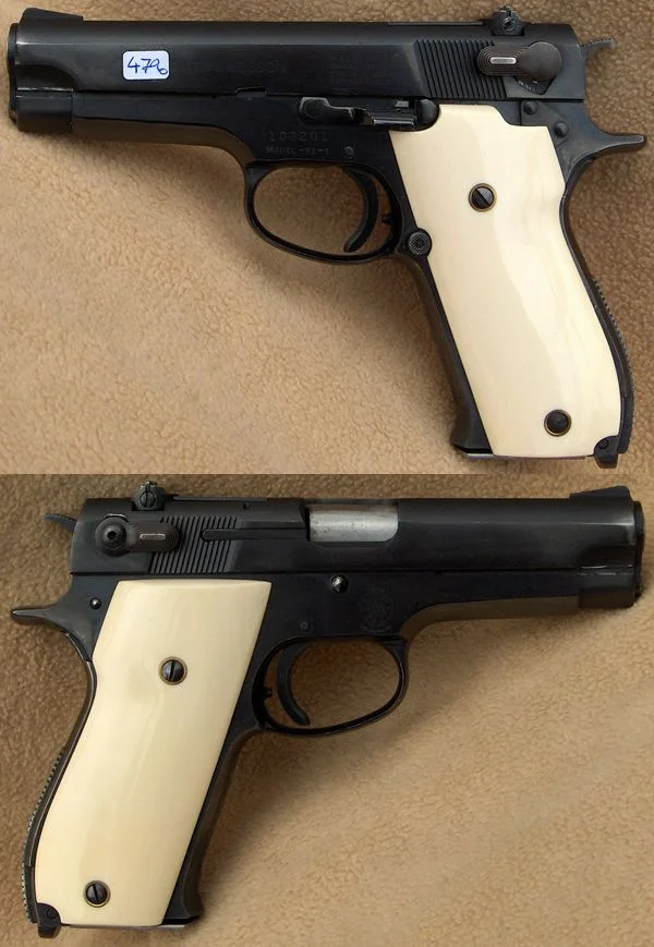 S&W M.52 4" i 9mm. Meget sjælden - flot stand. 7.980,-