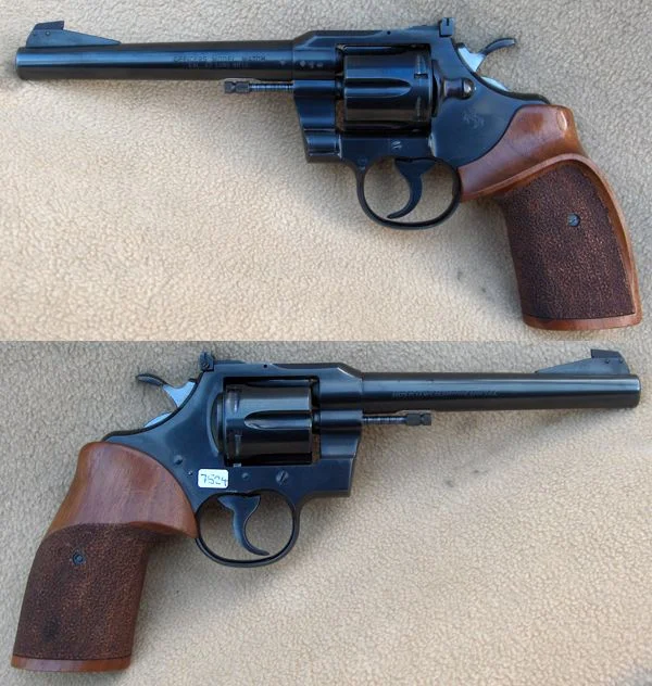 Colt Officers Match 6" .22lr. Flot stand 4.400,-