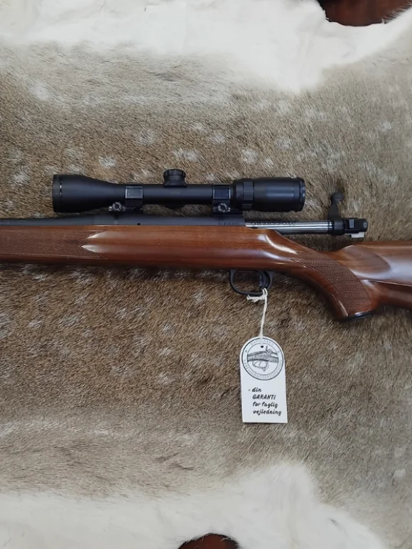 Mossberg M. BUSHNELL KIKKERT